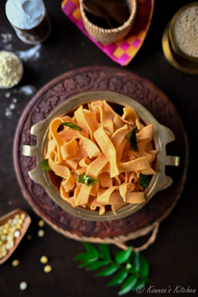 Ribbon Pakoda